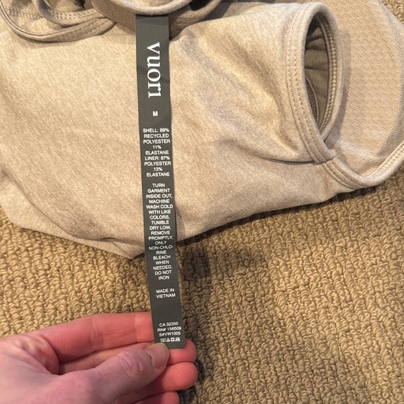 Beige Cropped Tank Top - Picture 3 of 3